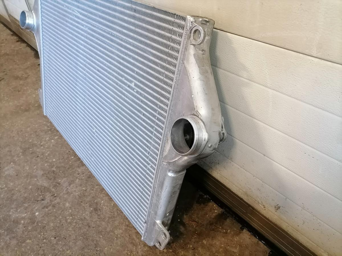 Scania Intercooler radiator 961262 - Intercooler voor Vrachtwagen: afbeelding 4 Scania Intercooler radiator 961262 - Intercooler voor Vrachtwagen: afbeelding 4