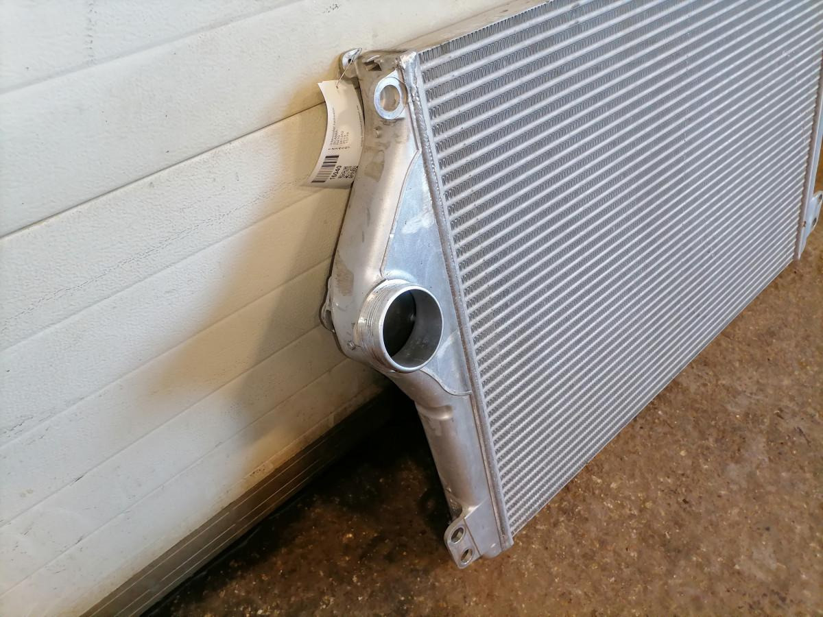 Scania Intercooler radiator 961262 - Intercooler voor Vrachtwagen: afbeelding 3 Scania Intercooler radiator 961262 - Intercooler voor Vrachtwagen: afbeelding 3