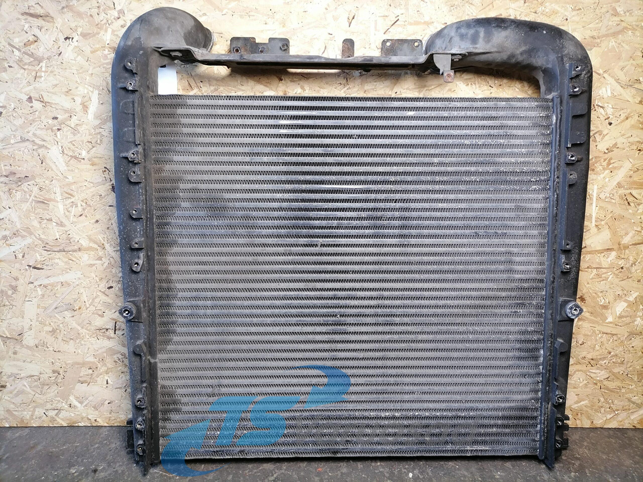 Scania Intercooler radiator 97029 - Intercooler voor Vrachtwagen: afbeelding 2 Scania Intercooler radiator 97029 - Intercooler voor Vrachtwagen: afbeelding 2