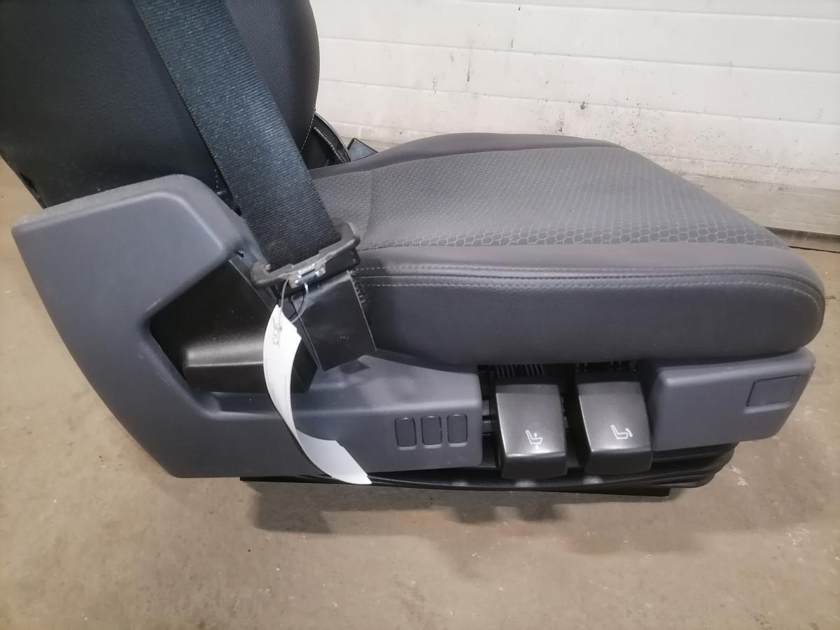 Scania Kaasreisija iste 2189640 - Zitplaats voor Vrachtwagen: afbeelding 4 Scania Kaasreisija iste 2189640 - Zitplaats voor Vrachtwagen: afbeelding 4