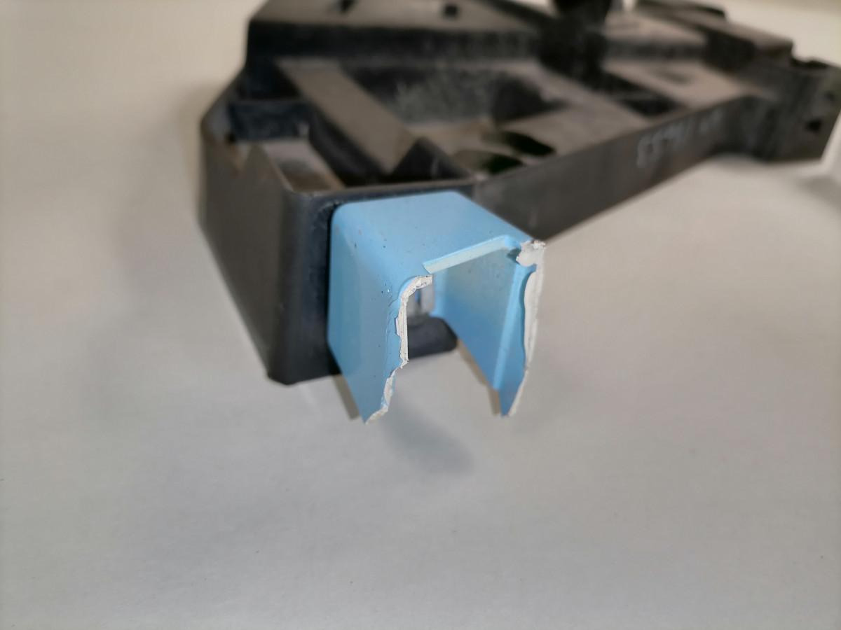 Scania Kabiini tuulesuunaja kandur 2326969 - Aerokit/ Spoiler voor Vrachtwagen: afbeelding 2 Scania Kabiini tuulesuunaja kandur 2326969 - Aerokit/ Spoiler voor Vrachtwagen: afbeelding 2