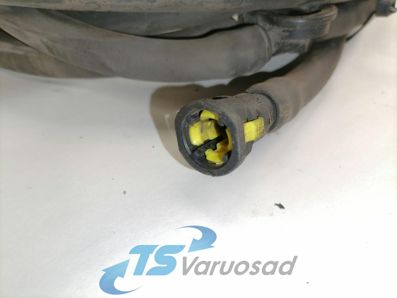 Scania Klaasipesu voolik 2098519 - Ruitenwisser voor Vrachtwagen: afbeelding 2 Scania Klaasipesu voolik 2098519 - Ruitenwisser voor Vrachtwagen: afbeelding 2