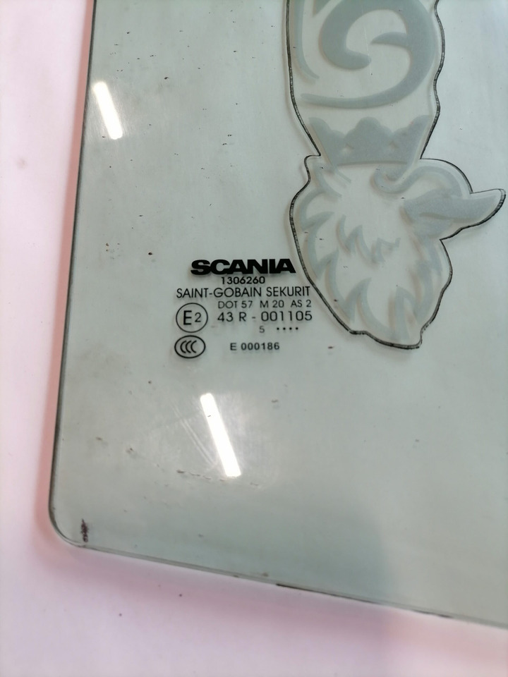 Scania Küljeklaas, parem 1306260 - Raam en onderdelen voor Vrachtwagen: afbeelding 3 Scania Küljeklaas, parem 1306260 - Raam en onderdelen voor Vrachtwagen: afbeelding 3