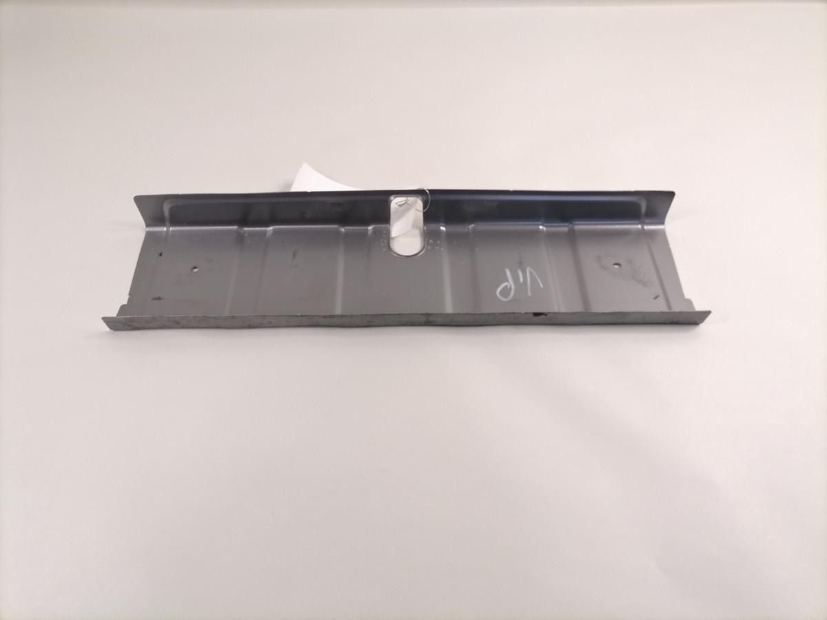 Scania Küljeluugi katteplaat 2129516 - Universeel onderdeel voor Vrachtwagen: afbeelding 2 Scania Küljeluugi katteplaat 2129516 - Universeel onderdeel voor Vrachtwagen: afbeelding 2