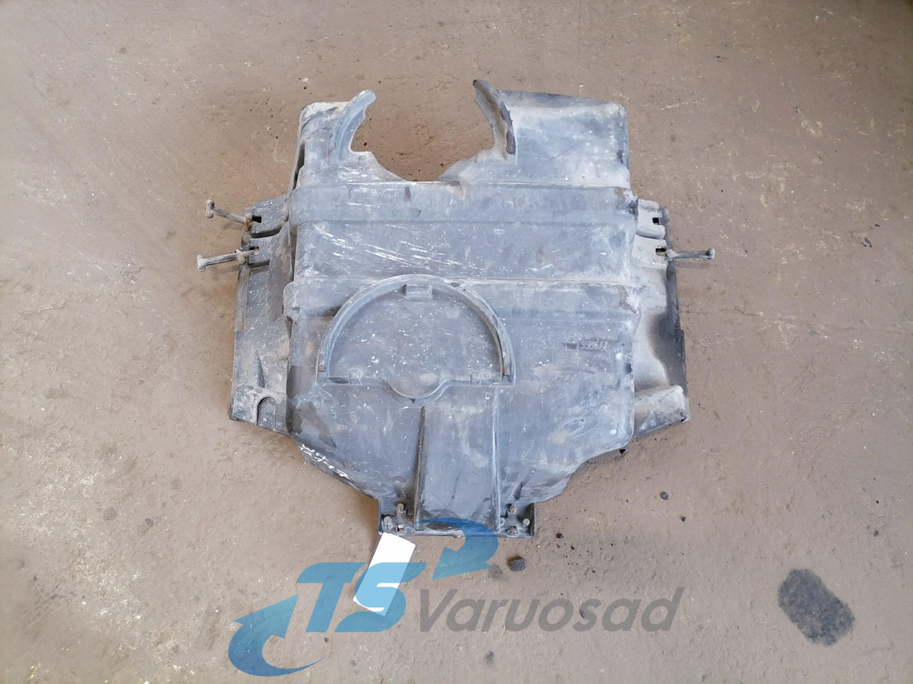 Scania Mootori põhjakaitse 1358677 - Universeel onderdeel voor Vrachtwagen: afbeelding 1 Scania Mootori põhjakaitse 1358677 - Universeel onderdeel voor Vrachtwagen: afbeelding 1