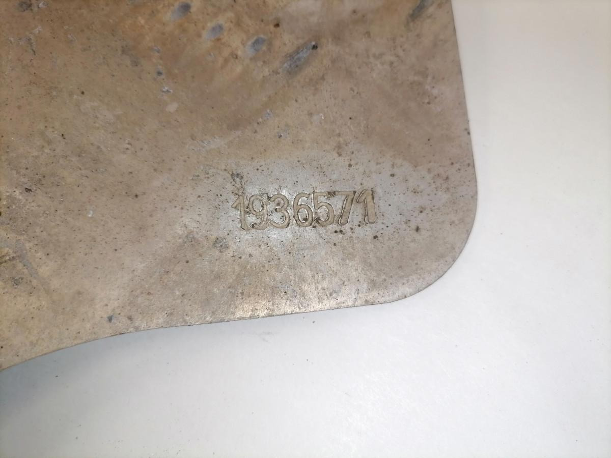 Scania Muffler cover 1936571 - Geluiddemper voor Vrachtwagen: afbeelding 4 Scania Muffler cover 1936571 - Geluiddemper voor Vrachtwagen: afbeelding 4