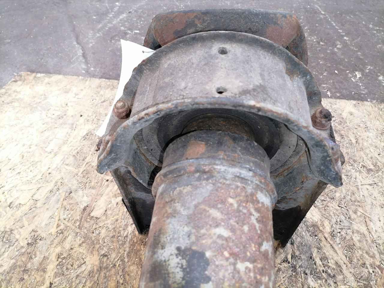 Scania Propeller shaft 1758402 - Cardanas voor Vrachtwagen: afbeelding 4 Scania Propeller shaft 1758402 - Cardanas voor Vrachtwagen: afbeelding 4