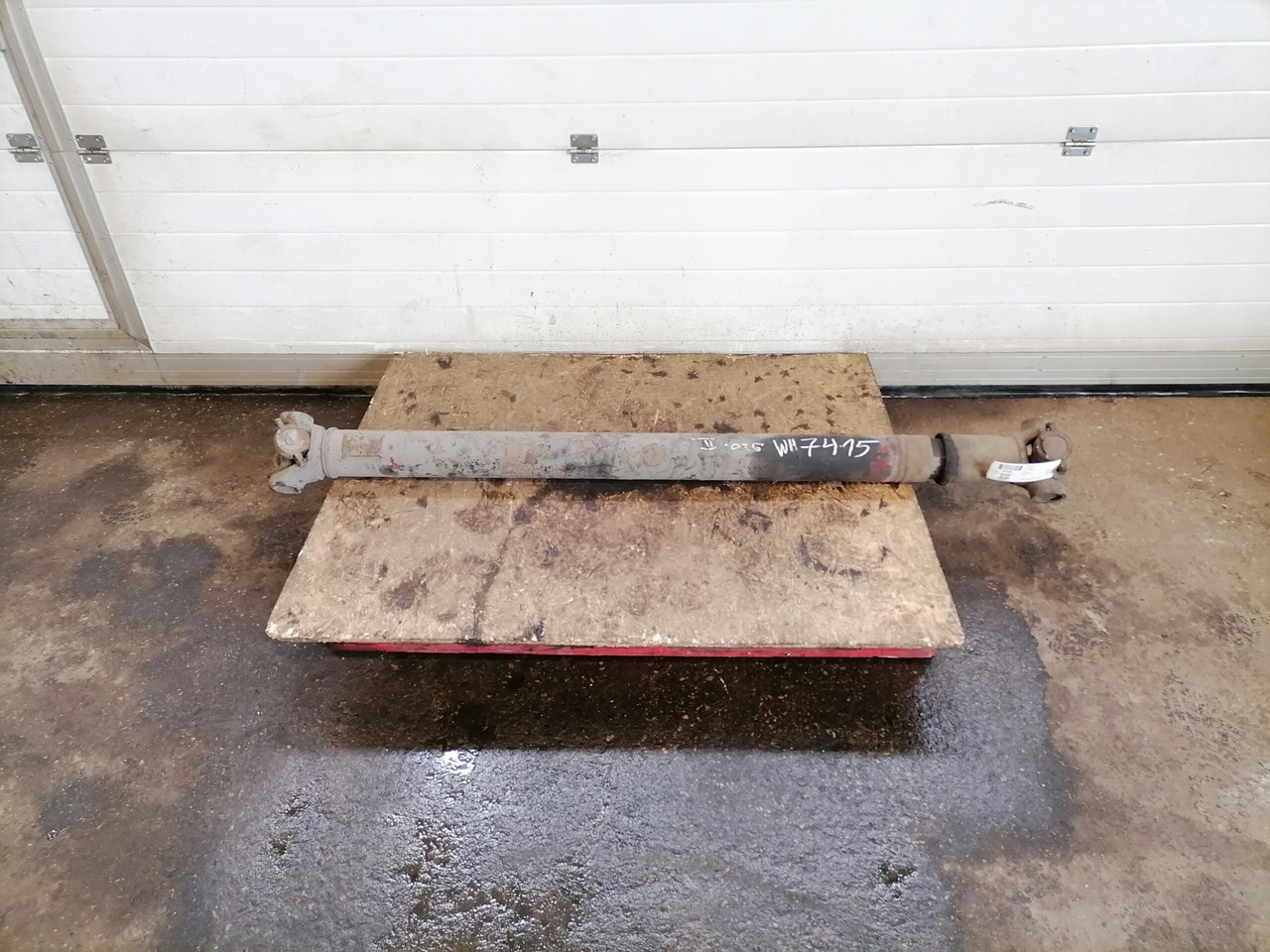 Scania Propeller shaft 1758415 - Cardanas voor Vrachtwagen: afbeelding 1 Scania Propeller shaft 1758415 - Cardanas voor Vrachtwagen: afbeelding 1