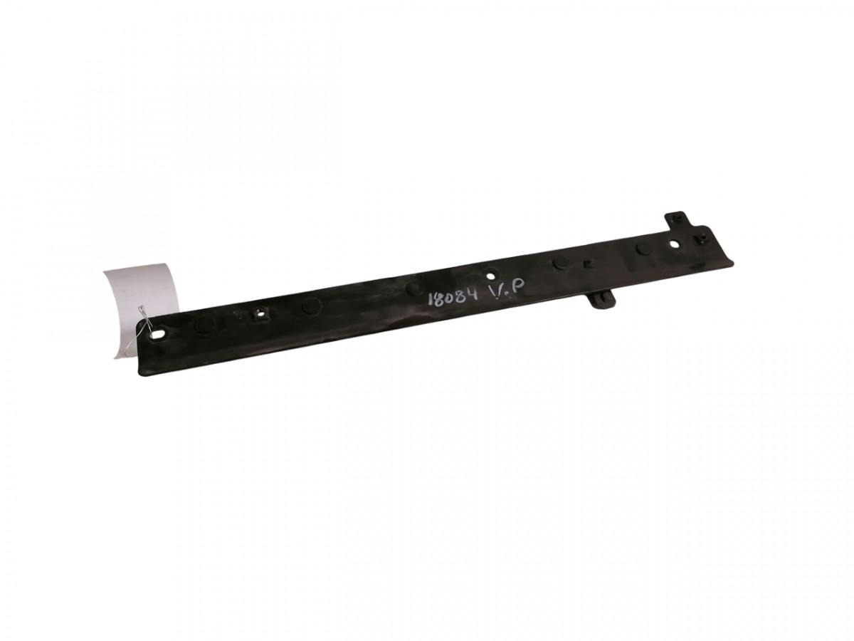 Scania Radiaatori kronstein 2491241 - Universeel onderdeel voor Vrachtwagen: afbeelding 1 Scania Radiaatori kronstein 2491241 - Universeel onderdeel voor Vrachtwagen: afbeelding 1