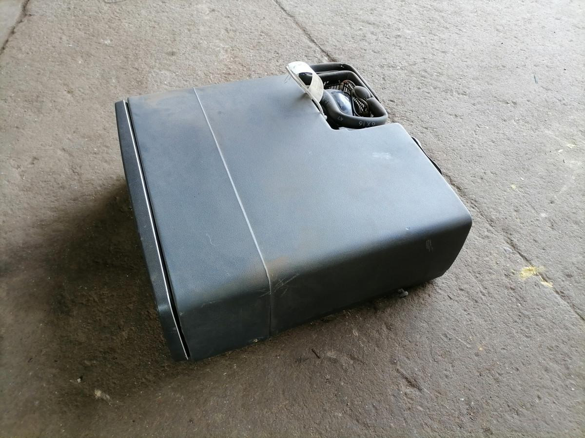 Scania Refigerator 1906067 - Universeel onderdeel voor Vrachtwagen: afbeelding 4 Scania Refigerator 1906067 - Universeel onderdeel voor Vrachtwagen: afbeelding 4