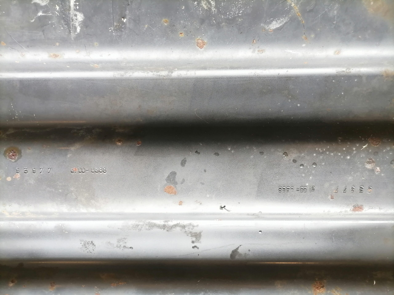 Scania Saddle plate 2061804 - Koppelschotel voor Vrachtwagen: afbeelding 4 Scania Saddle plate 2061804 - Koppelschotel voor Vrachtwagen: afbeelding 4