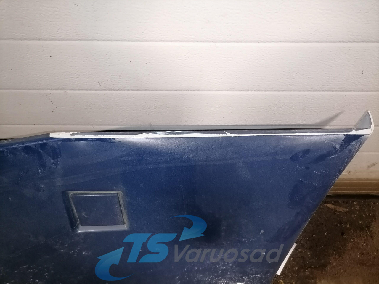 Scania Scania cab wind deflector, roof 1731083 - Aerokit/ Spoiler voor Vrachtwagen: afbeelding 3 Scania Scania cab wind deflector, roof 1731083 - Aerokit/ Spoiler voor Vrachtwagen: afbeelding 3