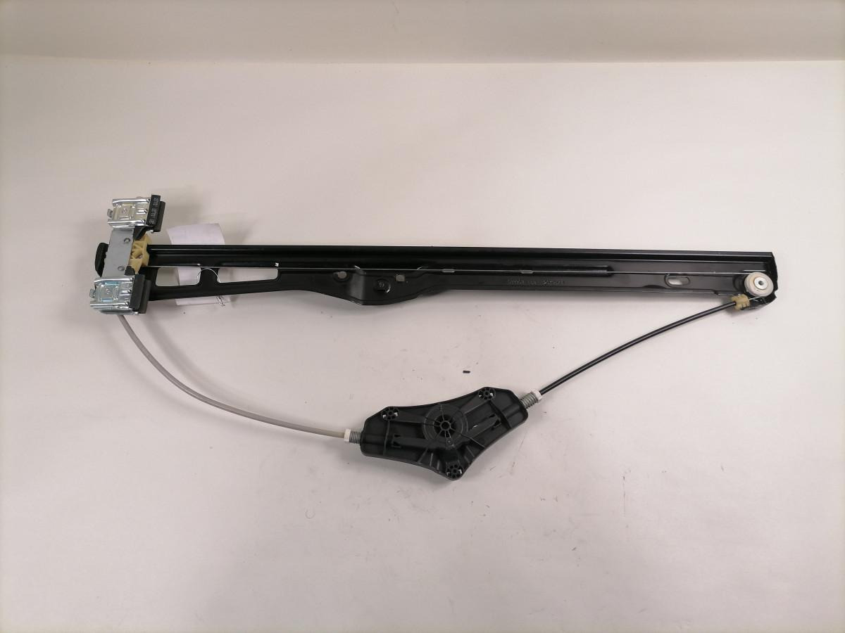 Scania Side window lifting mechanism 2053165 - Raam en onderdelen voor Vrachtwagen: afbeelding 2 Scania Side window lifting mechanism 2053165 - Raam en onderdelen voor Vrachtwagen: afbeelding 2