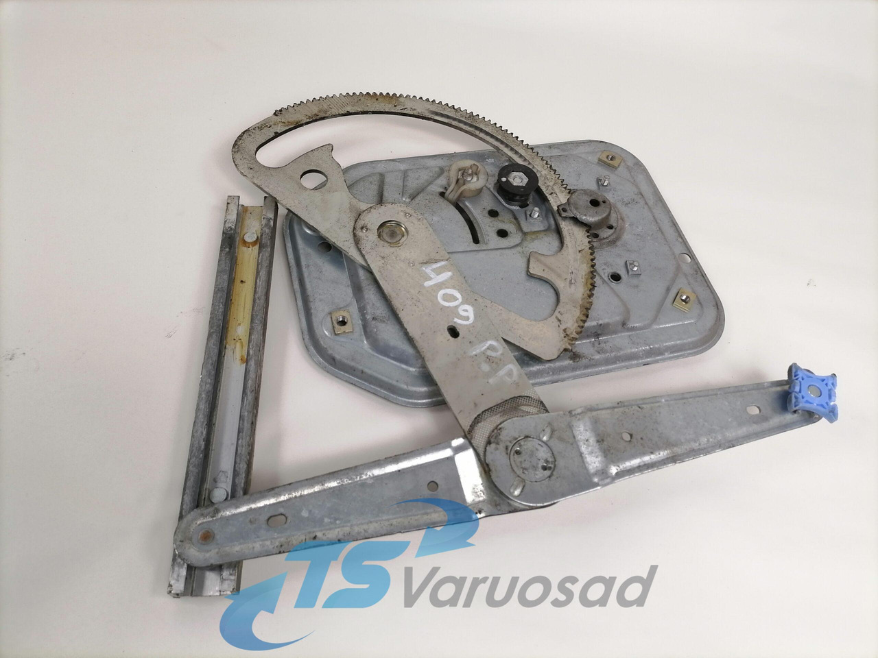 Scania Side window lifting mechanism 2572351 - Raam en onderdelen voor Vrachtwagen: afbeelding 1 Scania Side window lifting mechanism 2572351 - Raam en onderdelen voor Vrachtwagen: afbeelding 1