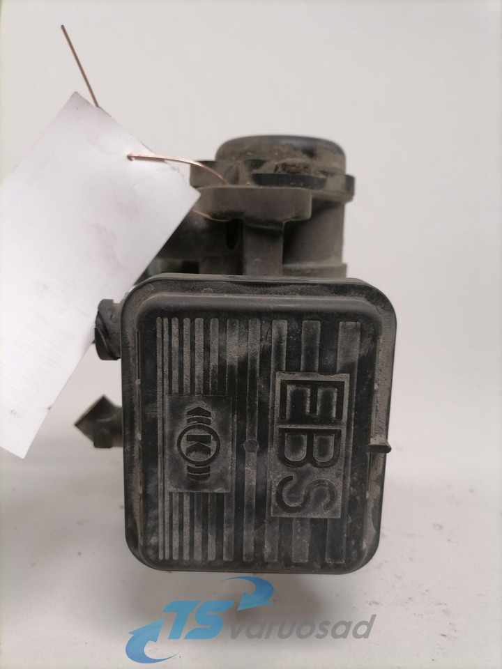 Scania Trailer brake pressure control 1790879 - Remventiel voor Vrachtwagen: afbeelding 4 Scania Trailer brake pressure control 1790879 - Remventiel voor Vrachtwagen: afbeelding 4
