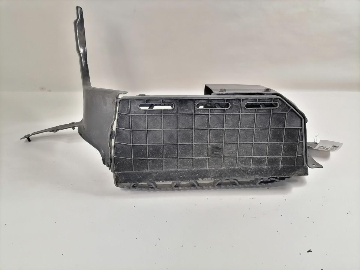 Scania Ülemine astmelaud, vasak 2418455 - Treeplank voor Vrachtwagen: afbeelding 2 Scania Ülemine astmelaud, vasak 2418455 - Treeplank voor Vrachtwagen: afbeelding 2