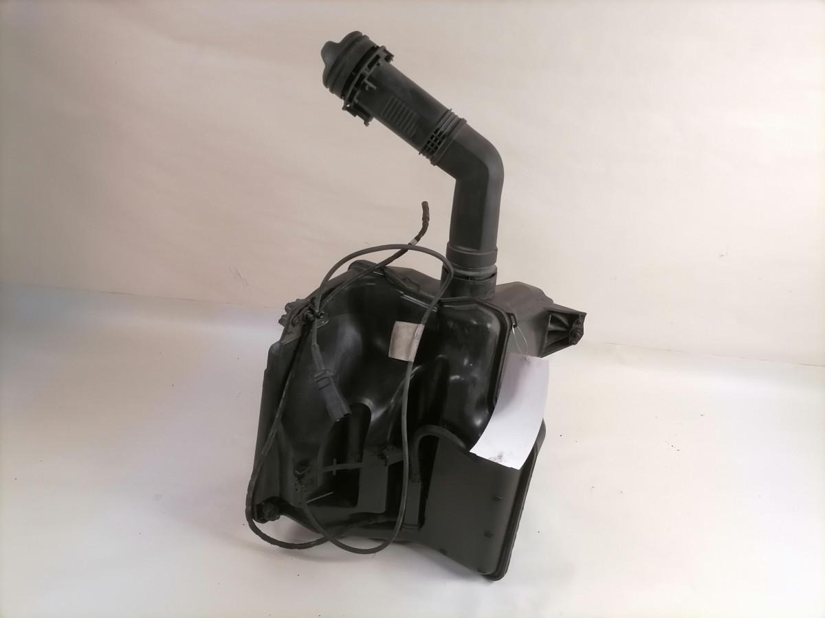Scania Windscreen washer fluid tank 2707037 - Ruitenwisser voor Vrachtwagen: afbeelding 4 Scania Windscreen washer fluid tank 2707037 - Ruitenwisser voor Vrachtwagen: afbeelding 4