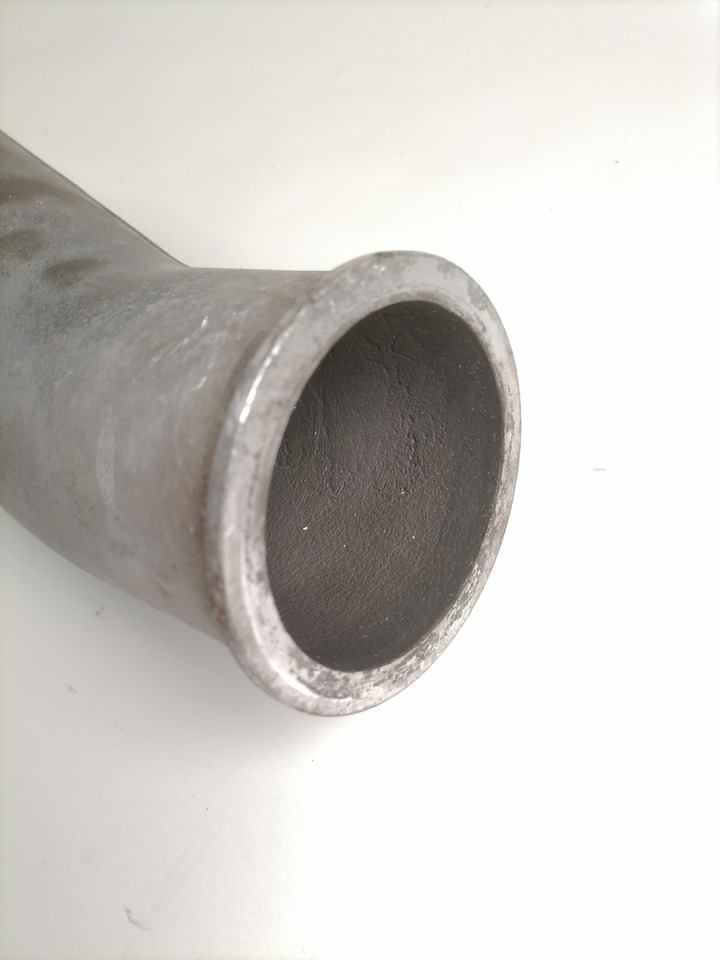 Scania intercooler pipe 1794069 - Intercooler voor Vrachtwagen: afbeelding 3 Scania intercooler pipe 1794069 - Intercooler voor Vrachtwagen: afbeelding 3