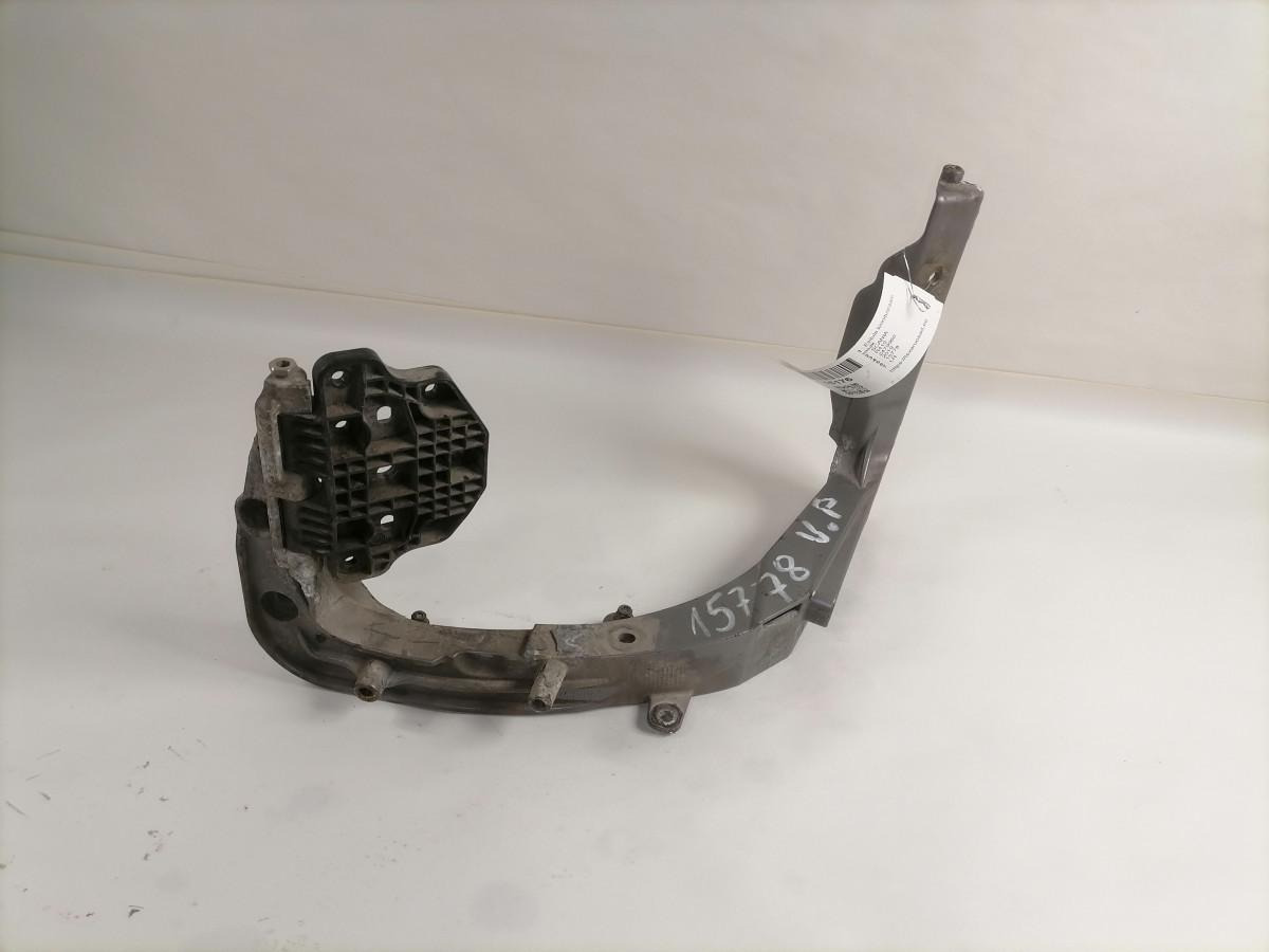 Scania light bracket 2479060 - Lichten/ Verlichting voor Vrachtwagen: afbeelding 4 Scania light bracket 2479060 - Lichten/ Verlichting voor Vrachtwagen: afbeelding 4
