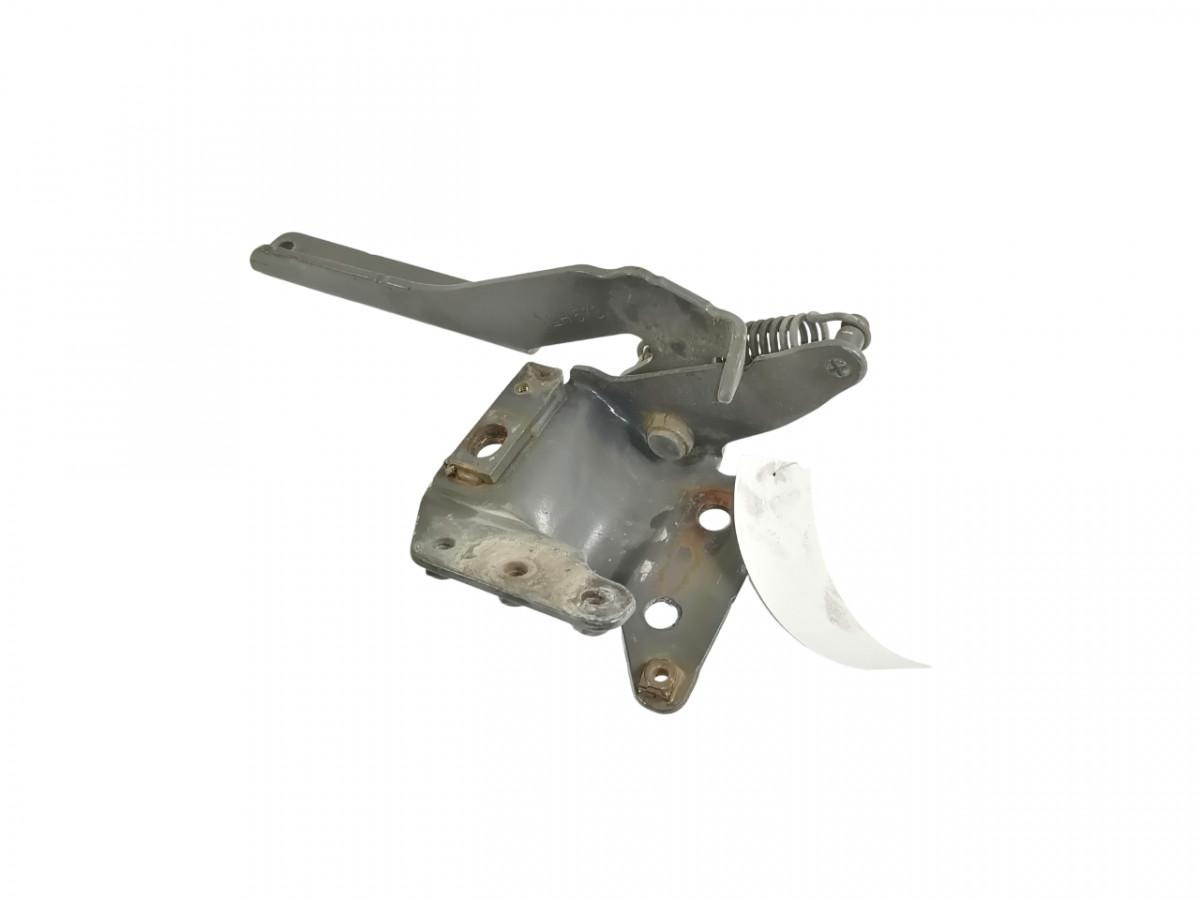 Scania lower grille carrier hinge 1785546 - Rooster voor Vrachtwagen: afbeelding 1 Scania lower grille carrier hinge 1785546 - Rooster voor Vrachtwagen: afbeelding 1