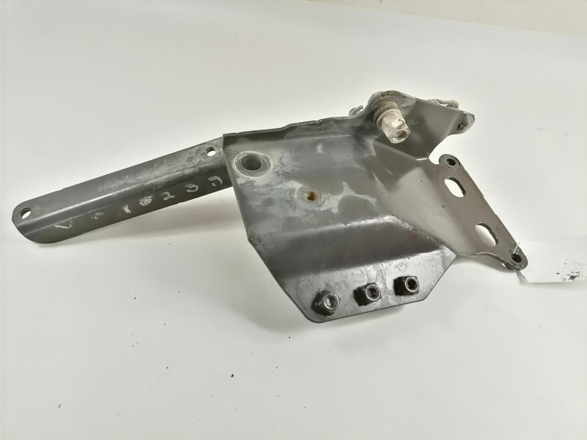 Scania lower grille carrier hinge 1785549 - Rooster voor Vrachtwagen: afbeelding 3 Scania lower grille carrier hinge 1785549 - Rooster voor Vrachtwagen: afbeelding 3