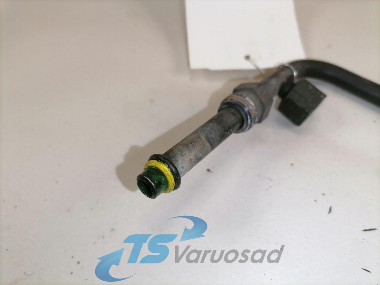 Volvo A/C pipe 20398146 - Verwarming/ Ventilatie voor Vrachtwagen: afbeelding 5 Volvo A/C pipe 20398146 - Verwarming/ Ventilatie voor Vrachtwagen: afbeelding 5