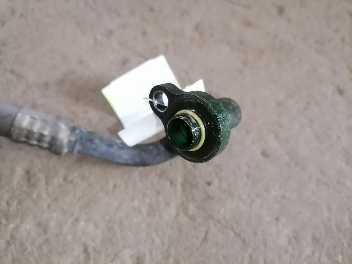 Volvo A/C pipe 82401758 - Verwarming/ Ventilatie voor Vrachtwagen: afbeelding 3 Volvo A/C pipe 82401758 - Verwarming/ Ventilatie voor Vrachtwagen: afbeelding 3