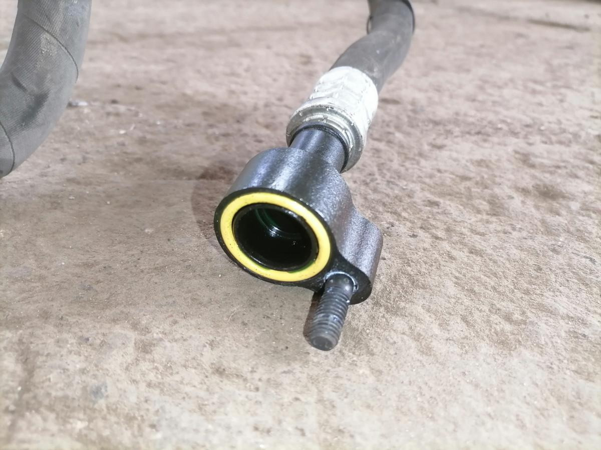Volvo A/C pipe 82401758 - Verwarming/ Ventilatie voor Vrachtwagen: afbeelding 4 Volvo A/C pipe 82401758 - Verwarming/ Ventilatie voor Vrachtwagen: afbeelding 4