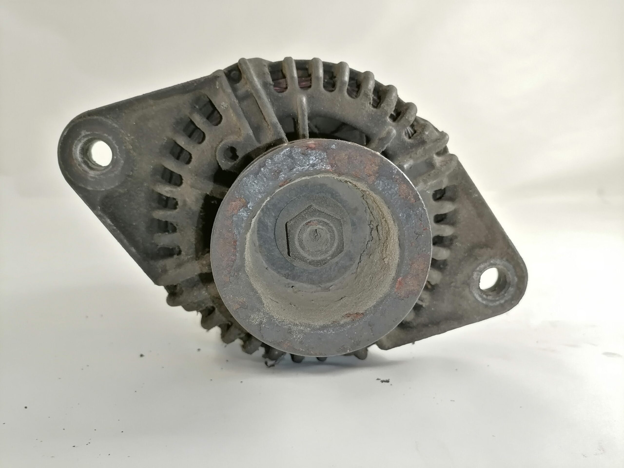 Volvo Alternator 20741686 - Dynamo voor Vrachtwagen: afbeelding 4 Volvo Alternator 20741686 - Dynamo voor Vrachtwagen: afbeelding 4
