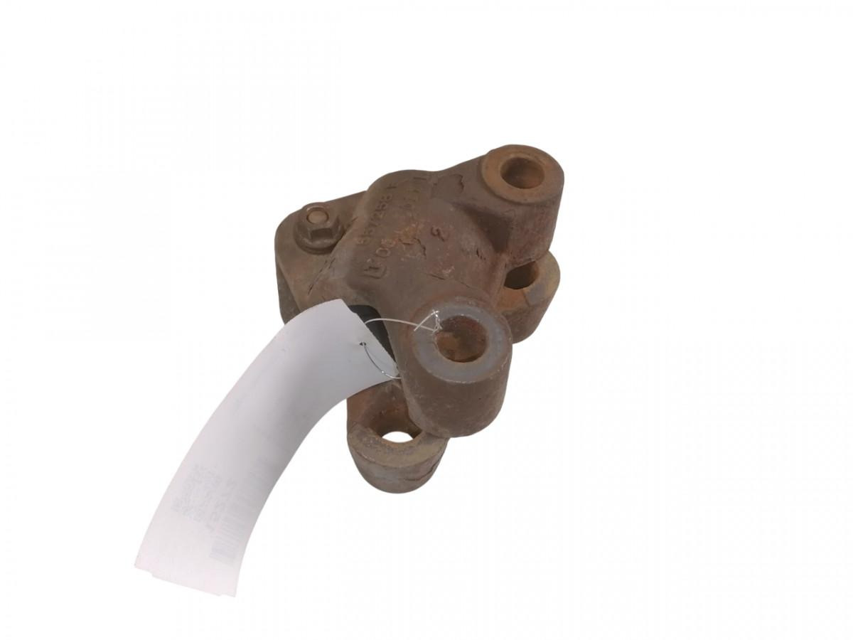 Volvo Anti-roll bar bracket 557258 - Stabilisatorstang voor Vrachtwagen: afbeelding 1 Volvo Anti-roll bar bracket 557258 - Stabilisatorstang voor Vrachtwagen: afbeelding 1