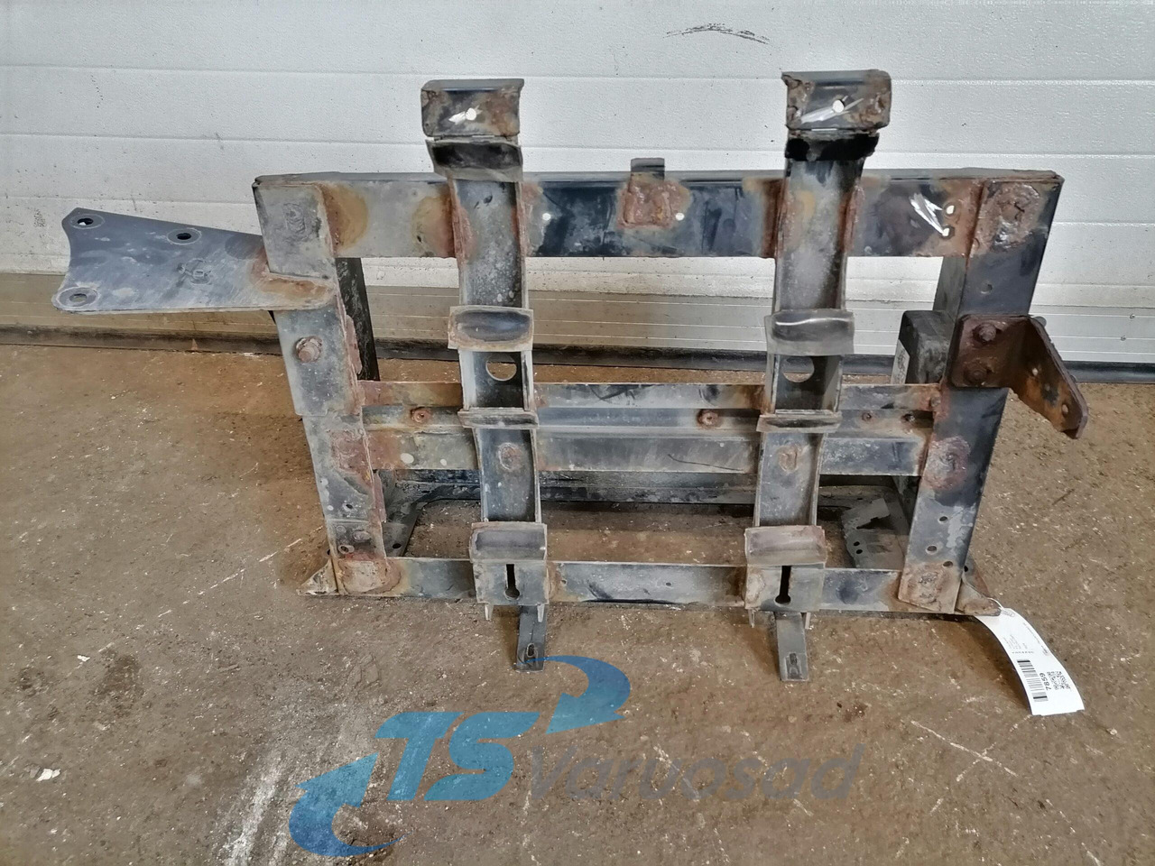 Volvo Battery box 82242391 - Batterij voor Vrachtwagen: afbeelding 2 Volvo Battery box 82242391 - Batterij voor Vrachtwagen: afbeelding 2