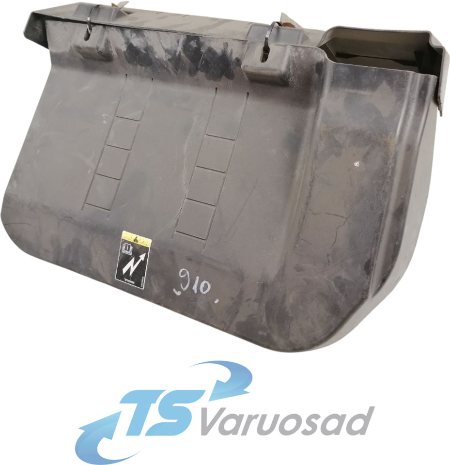 Volvo Battery cover 21924923 - Batterij voor Vrachtwagen: afbeelding 1 Volvo Battery cover 21924923 - Batterij voor Vrachtwagen: afbeelding 1