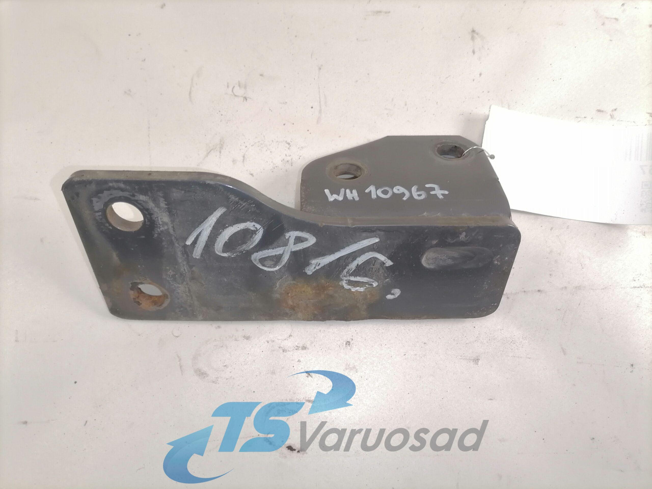 Volvo Bracket 21243554 - Frame/ Chassis voor Vrachtwagen: afbeelding 2 Volvo Bracket 21243554 - Frame/ Chassis voor Vrachtwagen: afbeelding 2
