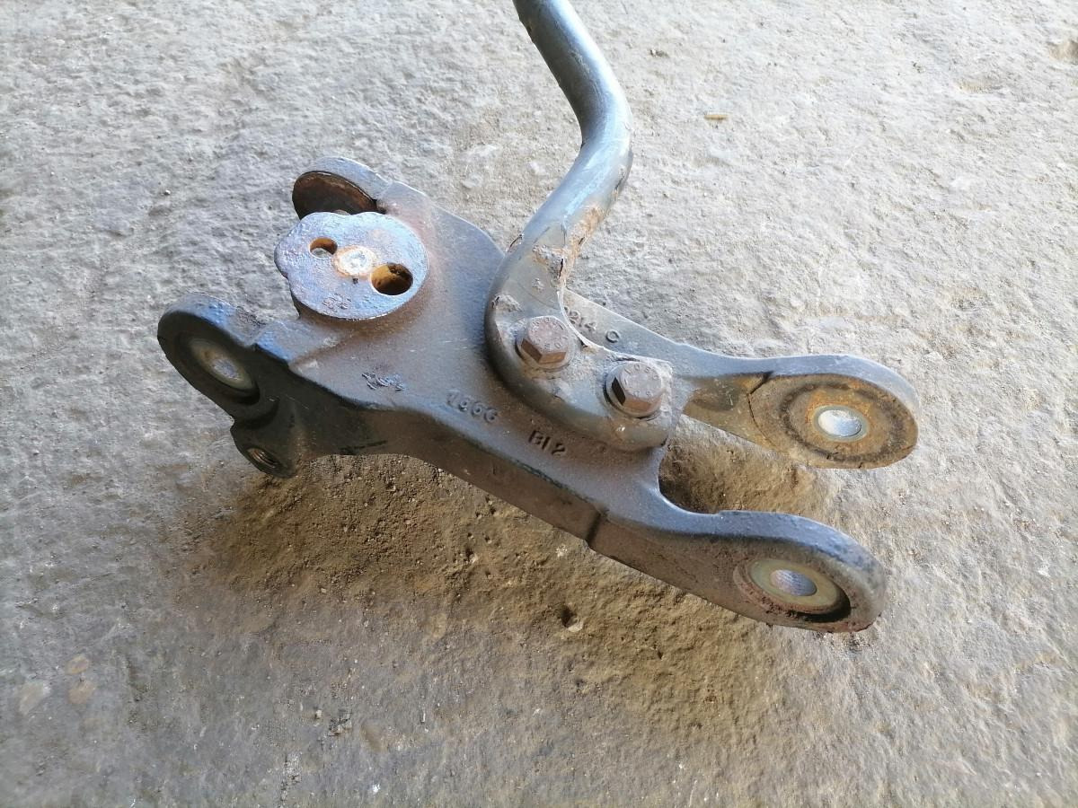 Volvo Cab anti roll bar 20757640 - Cabinevering voor Vrachtwagen: afbeelding 4 Volvo Cab anti roll bar 20757640 - Cabinevering voor Vrachtwagen: afbeelding 4