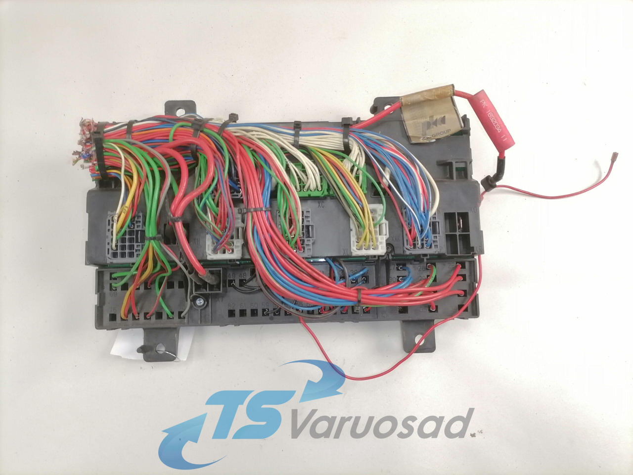 Volvo Central electric unit 20476480 - Zekeringkast voor Vrachtwagen: afbeelding 3 Volvo Central electric unit 20476480 - Zekeringkast voor Vrachtwagen: afbeelding 3