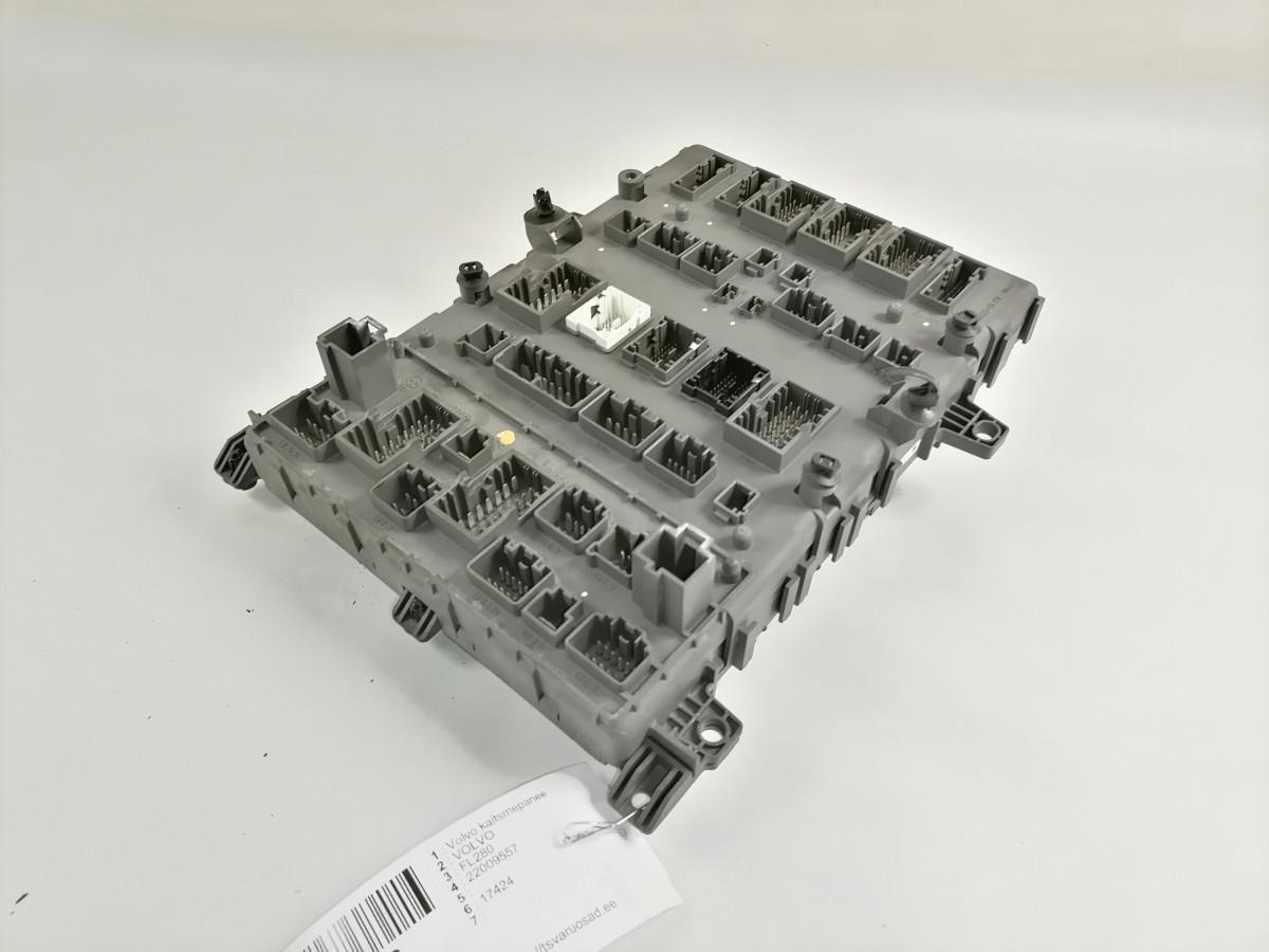 Volvo Central electric unit 22009557 - Zekeringkast voor Vrachtwagen: afbeelding 4 Volvo Central electric unit 22009557 - Zekeringkast voor Vrachtwagen: afbeelding 4