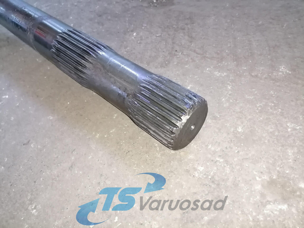 Volvo Drive shaft 1524628 - Aandrijfas voor Vrachtwagen: afbeelding 3 Volvo Drive shaft 1524628 - Aandrijfas voor Vrachtwagen: afbeelding 3