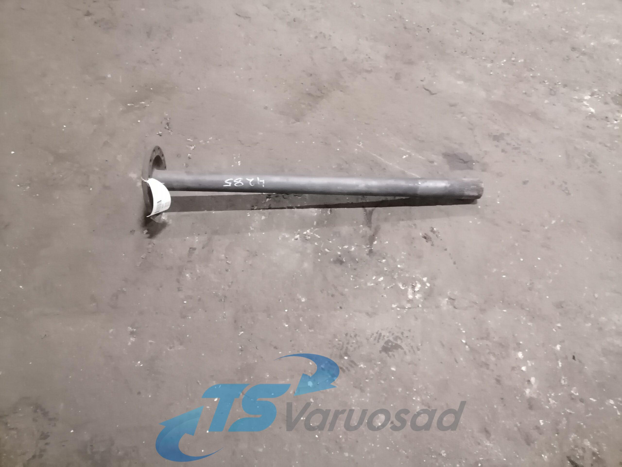 Volvo Drive shaft 8172096 - Aandrijfas voor Vrachtwagen: afbeelding 1 Volvo Drive shaft 8172096 - Aandrijfas voor Vrachtwagen: afbeelding 1