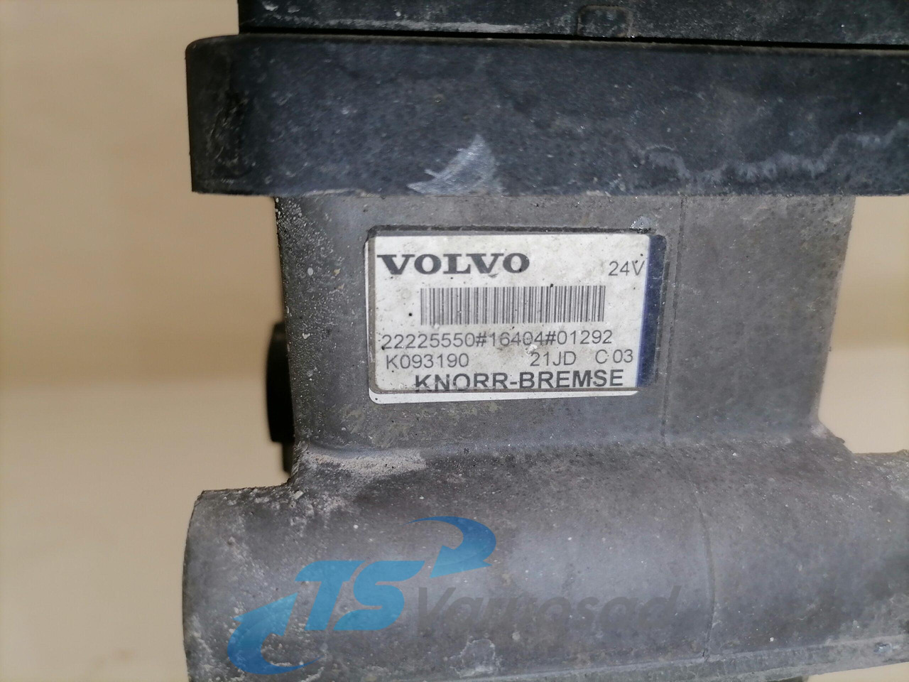 Volvo EBS brake valve 22225550 - Remventiel voor Vrachtwagen: afbeelding 2 Volvo EBS brake valve 22225550 - Remventiel voor Vrachtwagen: afbeelding 2