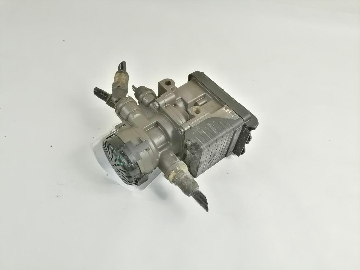 Volvo EBS brake valve K102311 - Remventiel voor Vrachtwagen: afbeelding 3 Volvo EBS brake valve K102311 - Remventiel voor Vrachtwagen: afbeelding 3