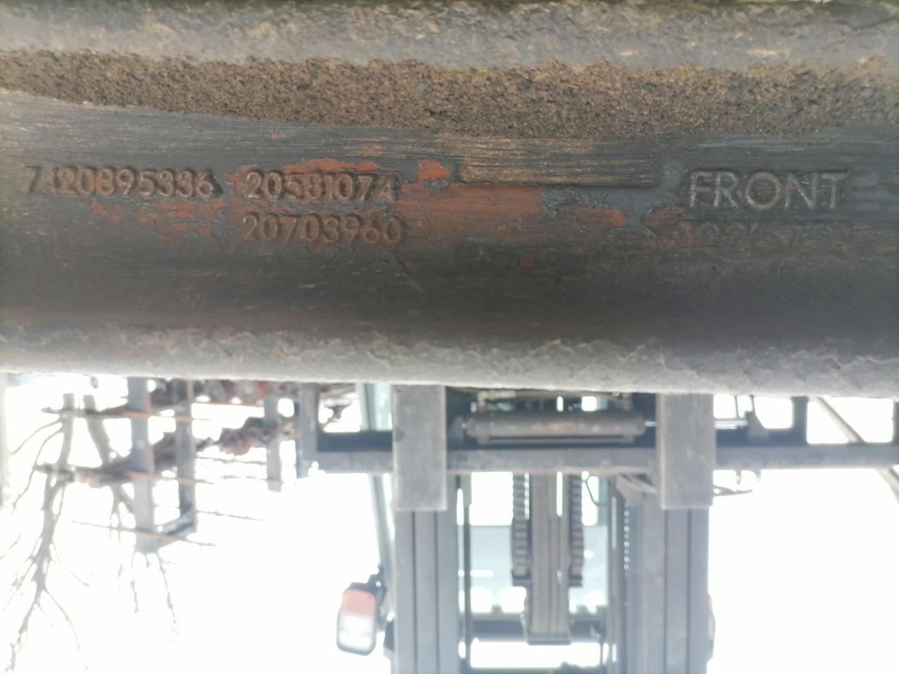 Volvo First axel housing 20581073 - Vooras voor Vrachtwagen: afbeelding 3 Volvo First axel housing 20581073 - Vooras voor Vrachtwagen: afbeelding 3
