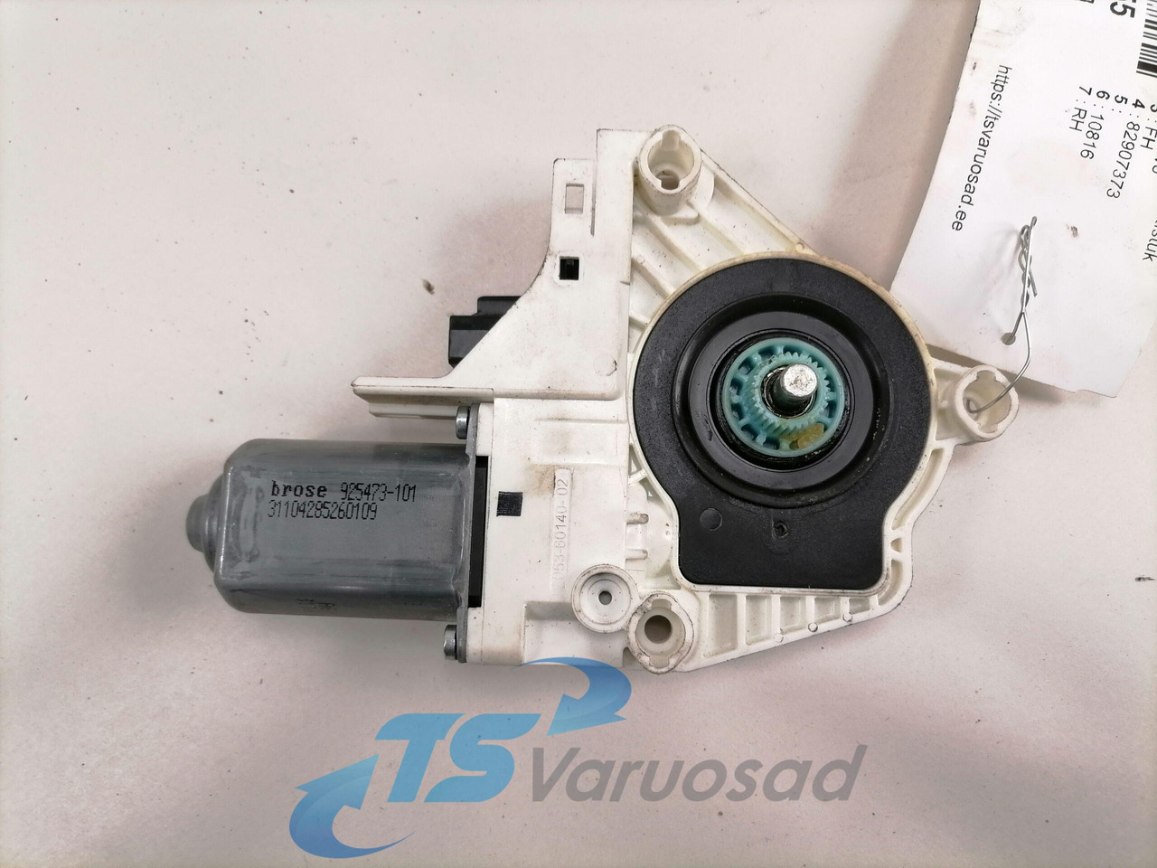 Volvo Glass lift 82907373 - Raam en onderdelen voor Vrachtwagen: afbeelding 4 Volvo Glass lift 82907373 - Raam en onderdelen voor Vrachtwagen: afbeelding 4