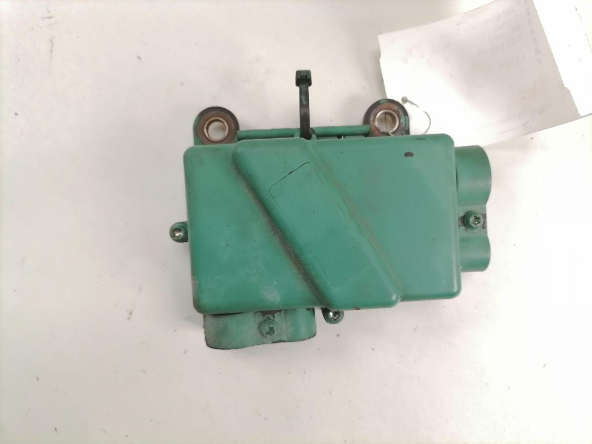 Volvo Juhtmestiku harukarp 04214496 - Zekeringkast voor Vrachtwagen: afbeelding 5 Volvo Juhtmestiku harukarp 04214496 - Zekeringkast voor Vrachtwagen: afbeelding 5