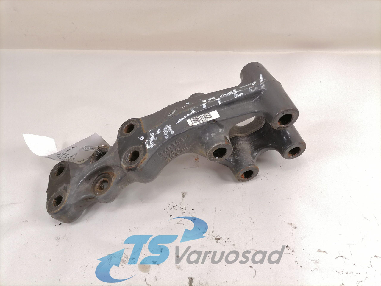 Volvo Kabiini kandur, tagumine 21196590 - Cabinevering voor Vrachtwagen: afbeelding 2 Volvo Kabiini kandur, tagumine 21196590 - Cabinevering voor Vrachtwagen: afbeelding 2