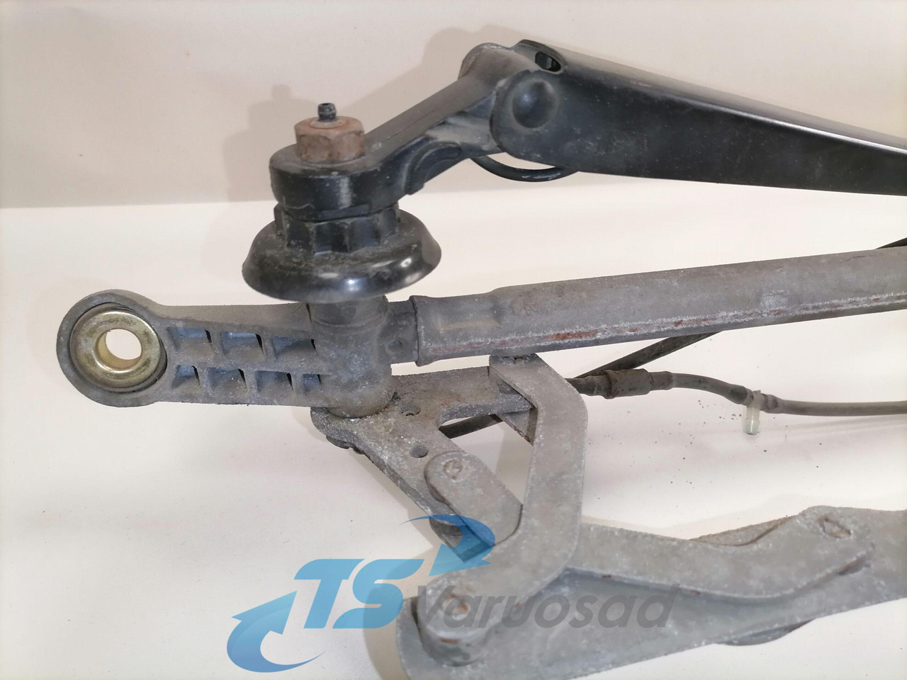 Volvo Klaasipuhasti raam 20517438 - Ruitenwisser voor Vrachtwagen: afbeelding 5 Volvo Klaasipuhasti raam 20517438 - Ruitenwisser voor Vrachtwagen: afbeelding 5