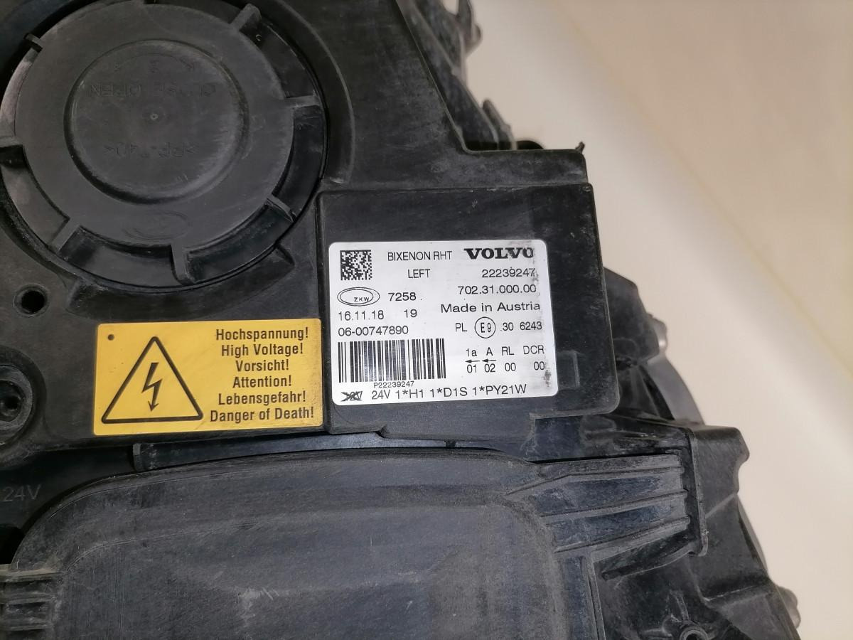 Volvo Light 22239247 - Lichten/ Verlichting voor Vrachtwagen: afbeelding 5 Volvo Light 22239247 - Lichten/ Verlichting voor Vrachtwagen: afbeelding 5