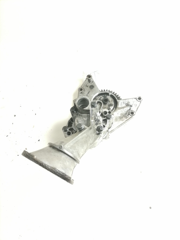 Volvo Oil pump 8170465 - Oliepomp voor Vrachtwagen: afbeelding 1 Volvo Oil pump 8170465 - Oliepomp voor Vrachtwagen: afbeelding 1