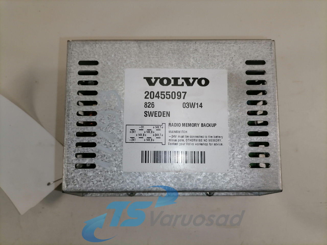 Volvo Radio Memory Backup  20455097 - ECU voor Vrachtwagen: afbeelding 2 Volvo Radio Memory Backup  20455097 - ECU voor Vrachtwagen: afbeelding 2