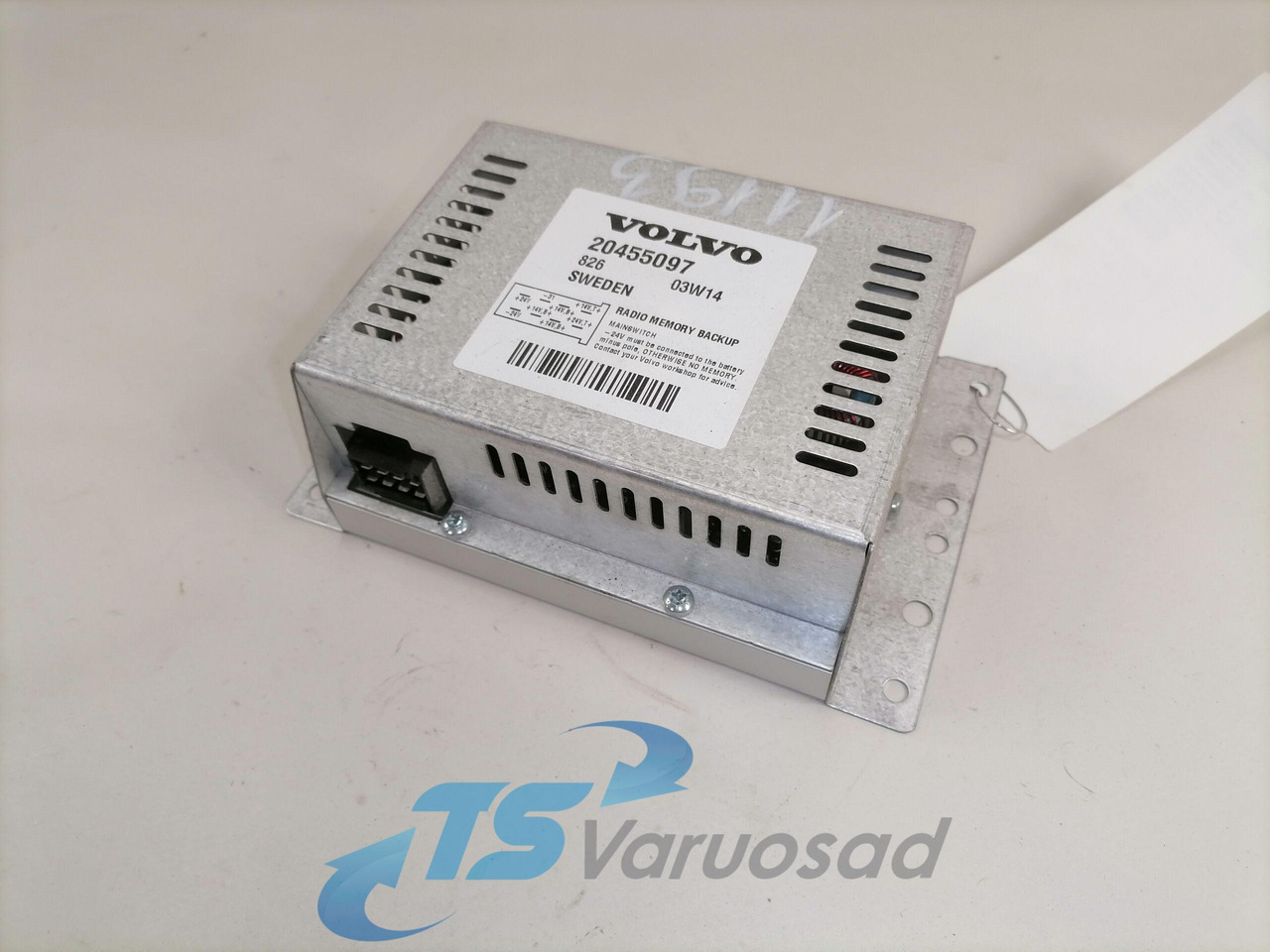 Volvo Radio Memory Backup  20455097 - ECU voor Vrachtwagen: afbeelding 1 Volvo Radio Memory Backup  20455097 - ECU voor Vrachtwagen: afbeelding 1
