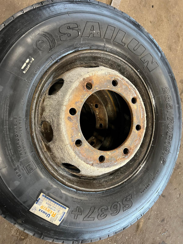 Volvo Sailun S637+ 285/70 R19,5 28570R195 - Banden en velgen voor Vrachtwagen: afbeelding 4 Volvo Sailun S637+ 285/70 R19,5 28570R195 - Banden en velgen voor Vrachtwagen: afbeelding 4